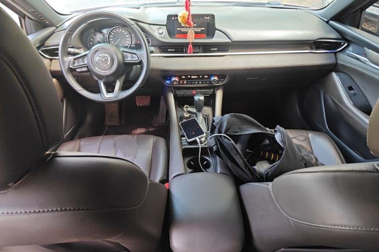 Used Mazda Atenza 2020 2.5L Sky Blue Prestige Edition Center Console