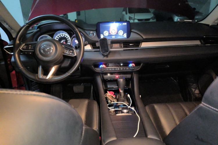 Used Mazda Atenza 2020 2.0L Blue Sky Luxury Edition Center Console