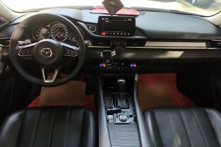 Used Mazda Atenza 2020 2.0L Blue Sky Luxury Edition Center Console