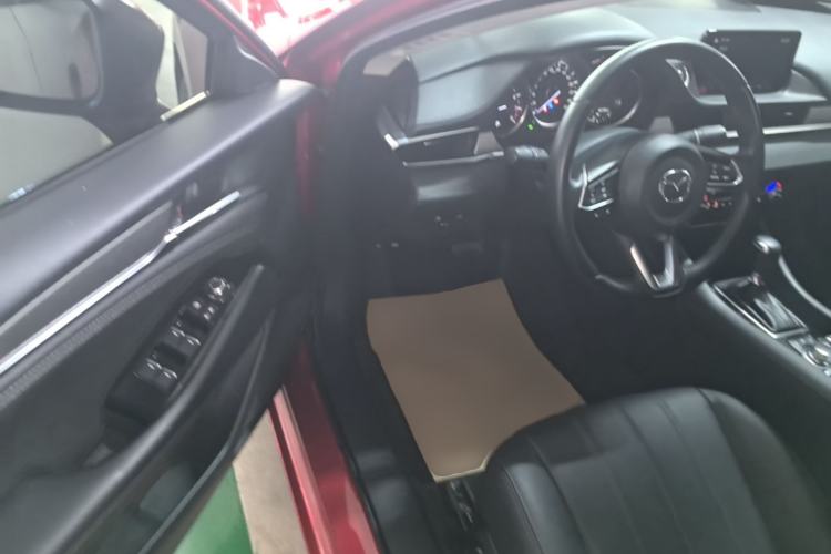 Used Mazda Atenza 2020 2.0L Blue Sky Luxury Edition Driver Seat