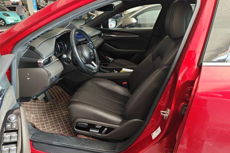Used Mazda Atenza 2020 2.5L Sky Blue Prestige Edition Driver Seat