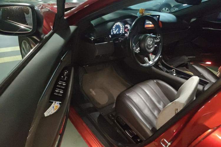 Used Mazda Atenza 2020 2.5L Sky Blue Prestige Edition Driver Seat
