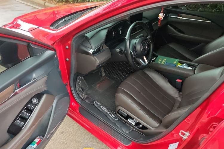 Used Mazda Atenza 2020 2.5L Sky Blue Prestige Edition Driver Seat