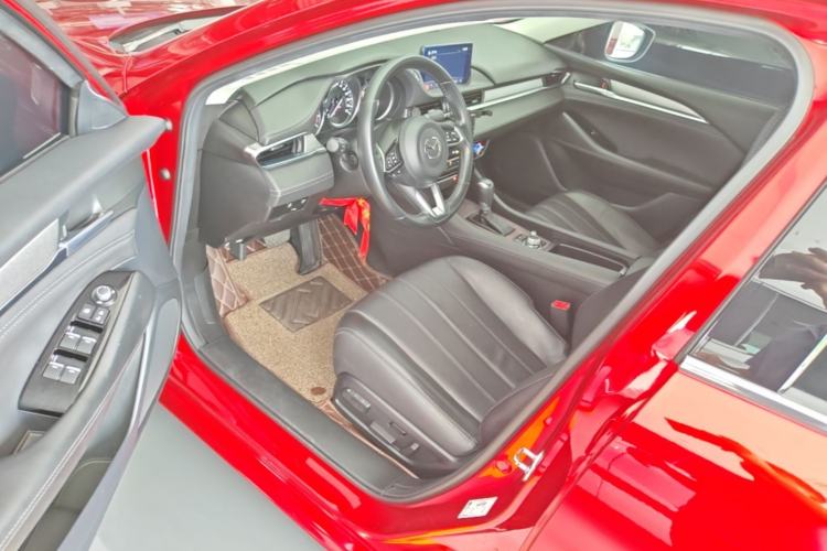Used Mazda Atenza 2020 2.0L Blue Sky Luxury Edition Driver Seat