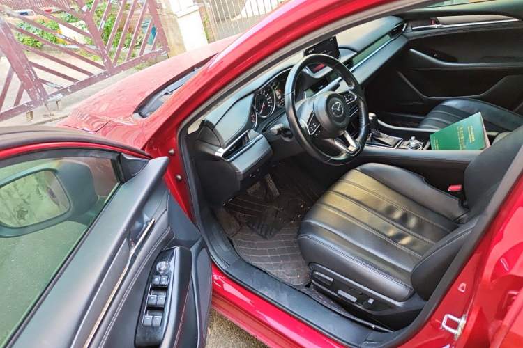 Used Mazda Atenza 2020 2.0L Blue Sky Luxury Edition Driver Seat