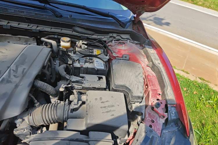 Used Mazda Atenza 2020 2.0L Blue Sky Luxury Edition Engine Bay Left