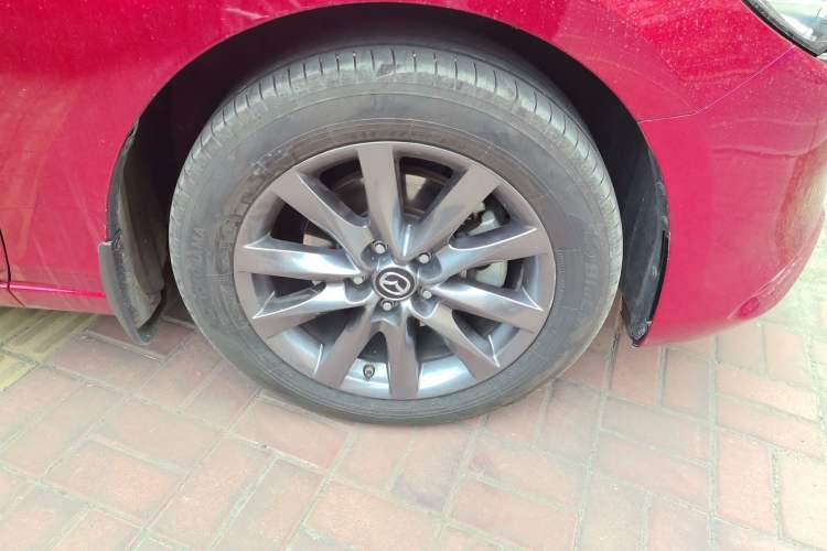 Used Mazda Atenza 2020 2.0L Blue Sky Luxury Edition Exterior 2