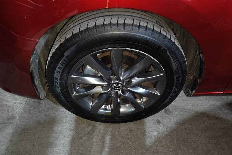 Used Mazda Atenza 2020 2.0L Blue Sky Luxury Edition Exterior 4