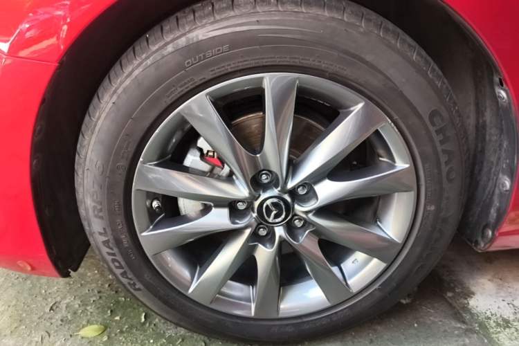 Used Mazda Atenza 2020 2.0L Blue Sky Luxury Edition Exterior 4