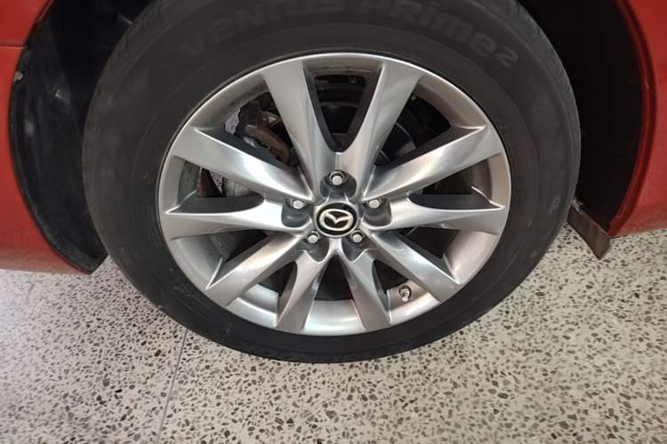Used Mazda Atenza 2020 2.0L Blue Sky Luxury Edition Exterior 5