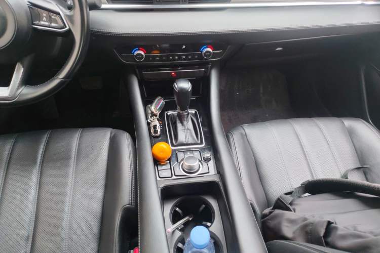 Used Mazda Atenza 2020 2.0L Blue Sky Luxury Edition Gear Lever