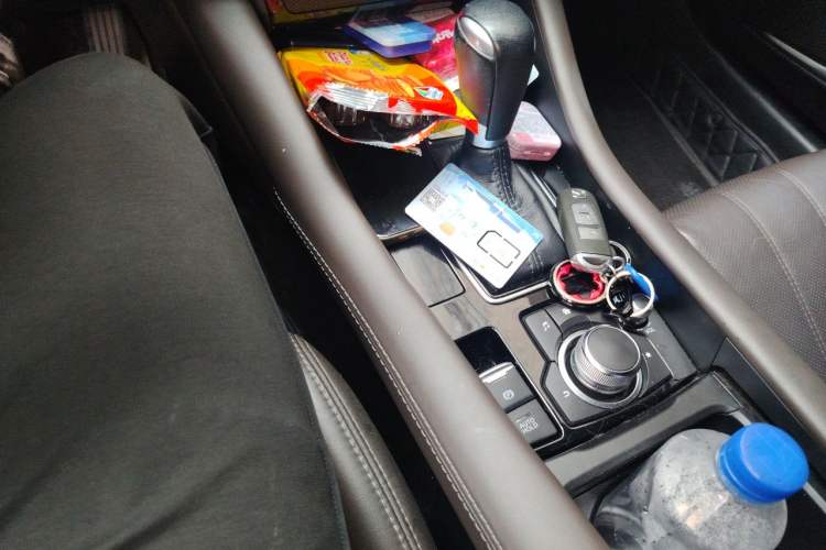 Used Mazda Atenza 2020 2.5L Sky Blue Prestige Edition Gear Lever