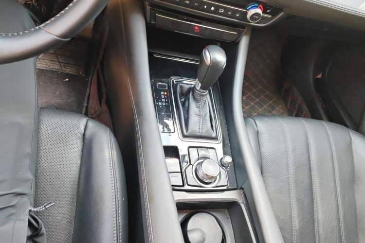 Used Mazda Atenza 2020 2.5L Skyline Sport Edition Gear Lever