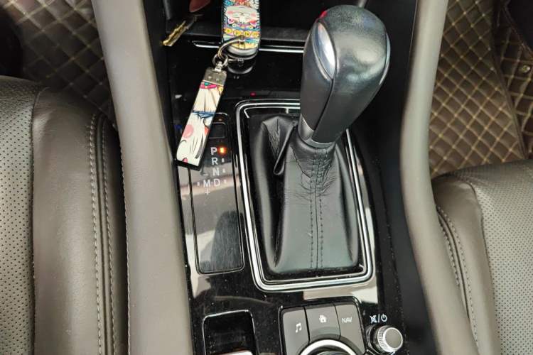 Used Mazda Atenza 2020 2.5L Sky Blue Prestige Edition Gear Lever