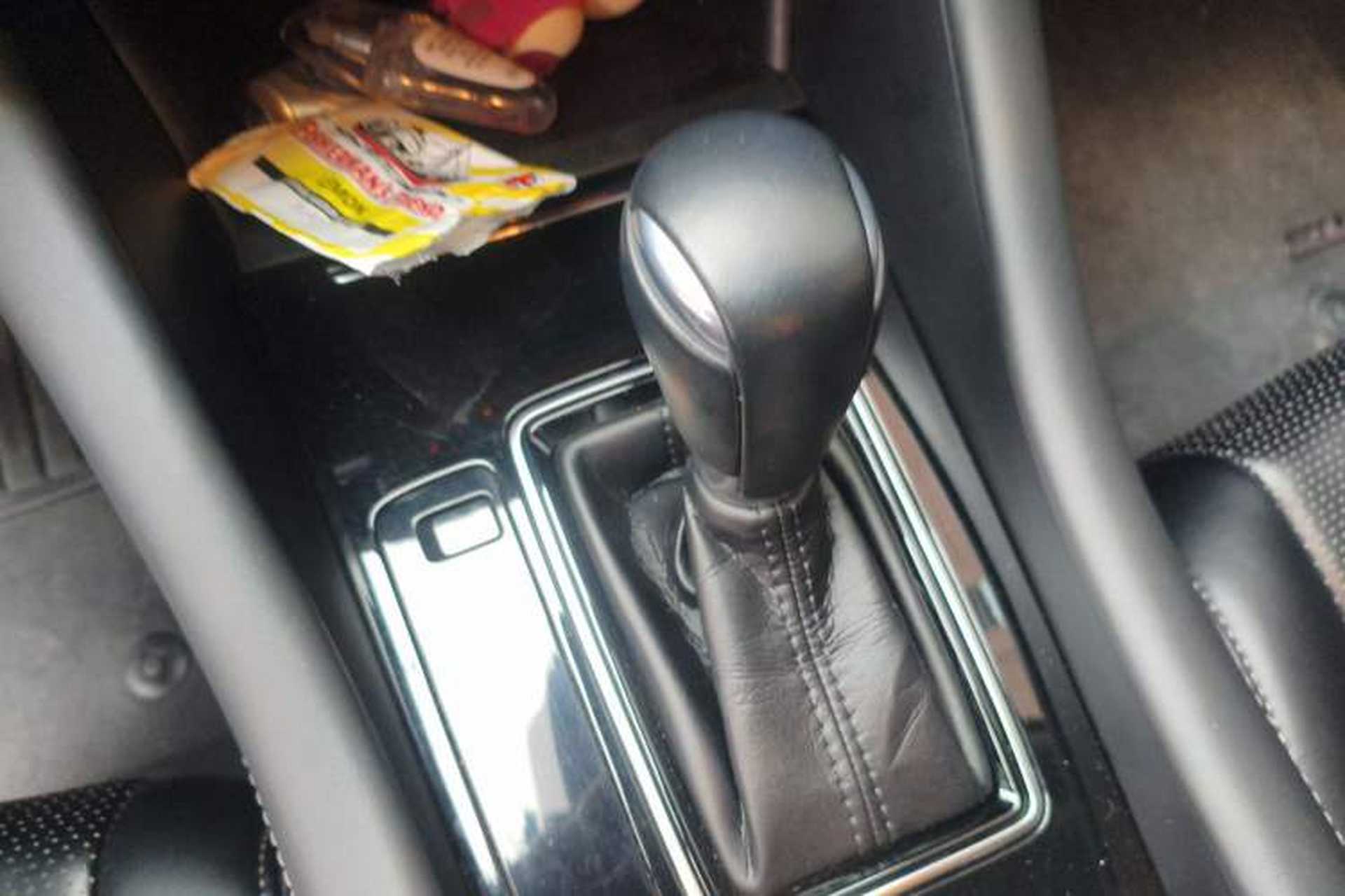 Used Mazda Atenza 2020 2.0L Blue Sky Fashion Edition Gear Lever