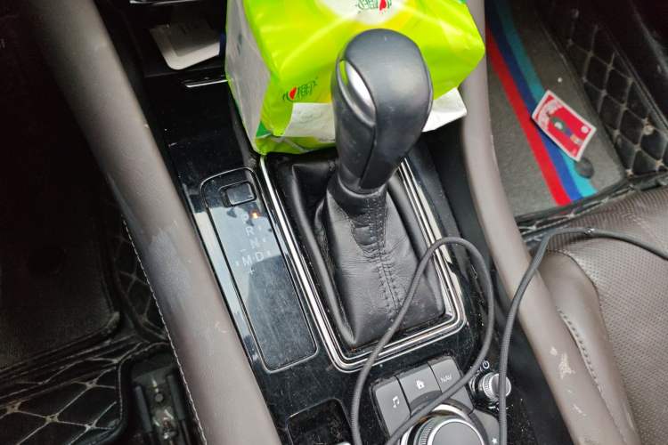 Used Mazda Atenza 2020 2.5L Sky Blue Prestige Edition Gear Lever