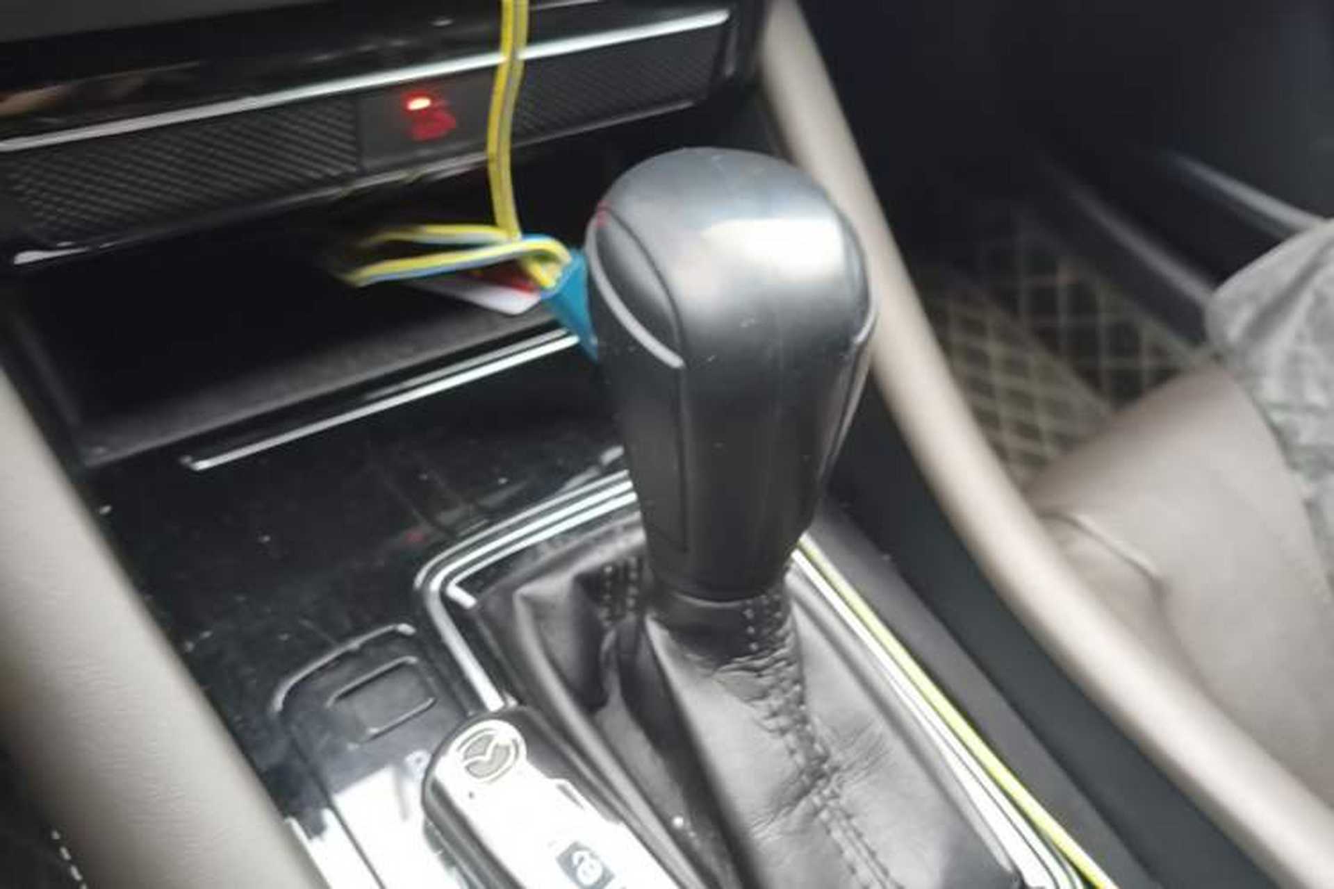 Used Mazda Atenza 2020 2.5L Sky Blue Prestige Edition Gear Lever