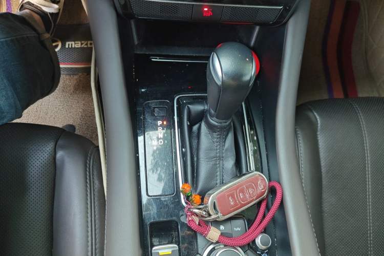 Used Mazda Atenza 2020 2.5L Sky Blue Prestige Edition Gear Lever