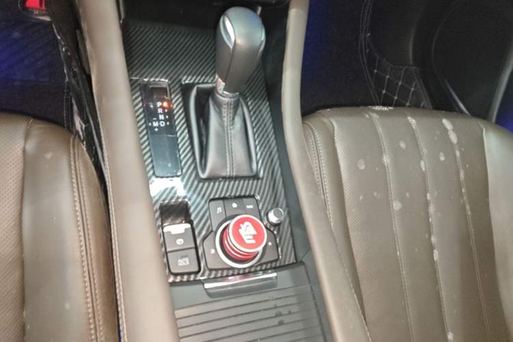 Used Mazda Atenza 2020 2.5L Sky Blue Prestige Edition Gear Lever