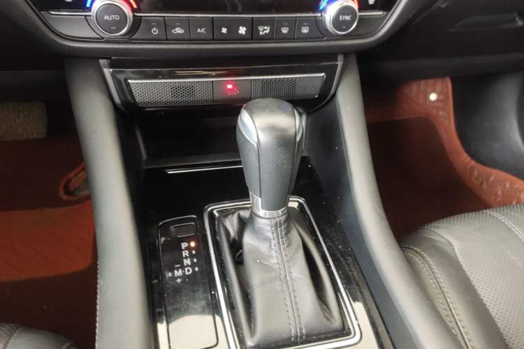 Used Mazda Atenza 2020 2.5L Skyline Sport Edition Gear Lever
