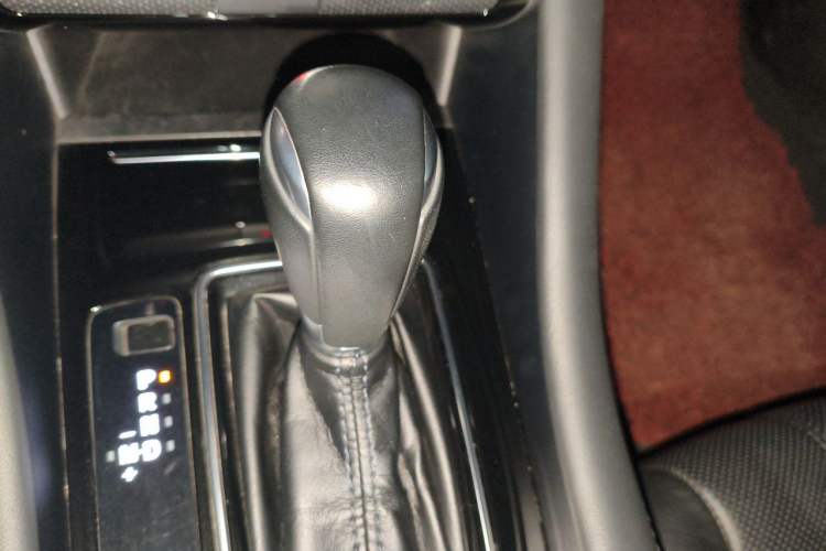 Used Mazda Atenza 2020 2.5L Skyline Sport Edition Gear Lever
