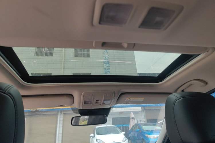Used Mazda Atenza 2020 2.0L Blue Sky Luxury Edition Headliner