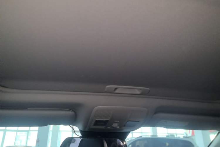 Used Mazda Atenza 2020 2.0L Blue Sky Luxury Edition Headliner