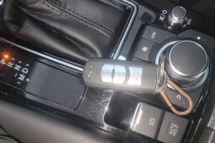 Used Mazda Atenza 2020 2.0L Blue Sky Luxury Edition Interior 1