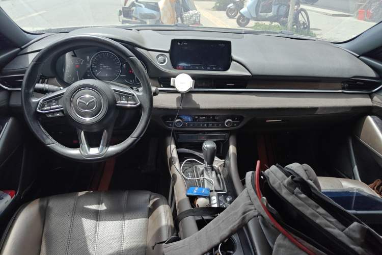 Used Mazda Atenza 2020 2.5L Sky Blue Prestige Edition Interior 2