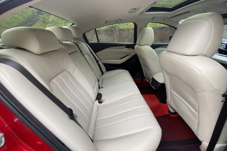 Used Mazda Atenza 2020 2.5L Skyline Sport Edition Interior 3