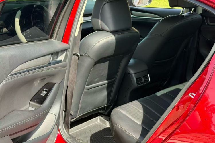 Used Mazda Atenza 2020 2.5L Skyline Sport Edition Interior 4