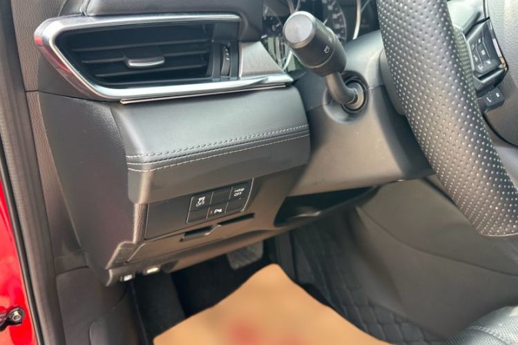 Used Mazda Atenza 2020 2.0L Blue Sky Luxury Edition Interior 6