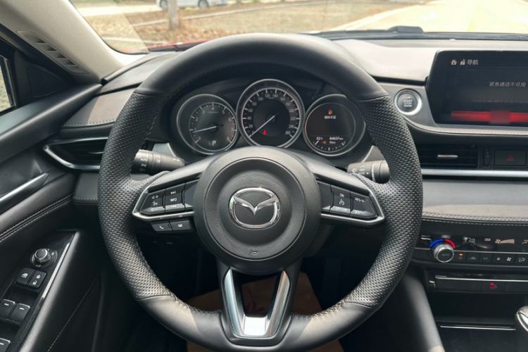 Used Mazda Atenza 2020 2.0L Blue Sky Luxury Edition Interior 7