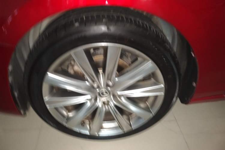 Used Mazda Atenza 2020 2.5L Sky Blue Prestige Edition Left Front Wheel Hub