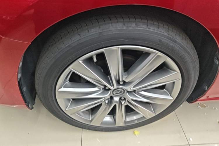 Used Mazda Atenza 2020 2.5L Sky Blue Prestige Edition Left Front Wheel Hub