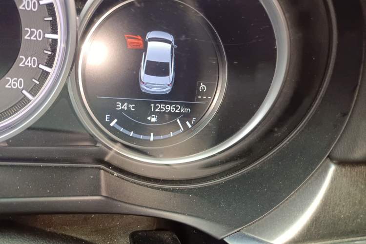 Used Mazda Atenza 2020 2.5L Skyline Sport Edition Odometer Close Up