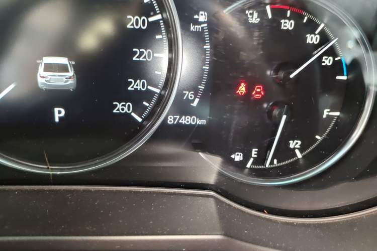 Used Mazda Atenza 2020 2.5L Sky Blue Prestige Edition Odometer Close Up
