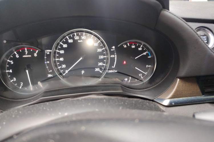 Used Mazda Atenza 2020 2.5L Sky Blue Prestige Edition Odometer Close Up