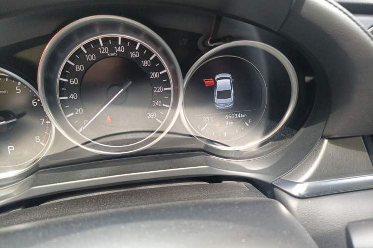 Used Mazda Atenza 2020 2.5L Skyline Sport Edition Odometer Close Up