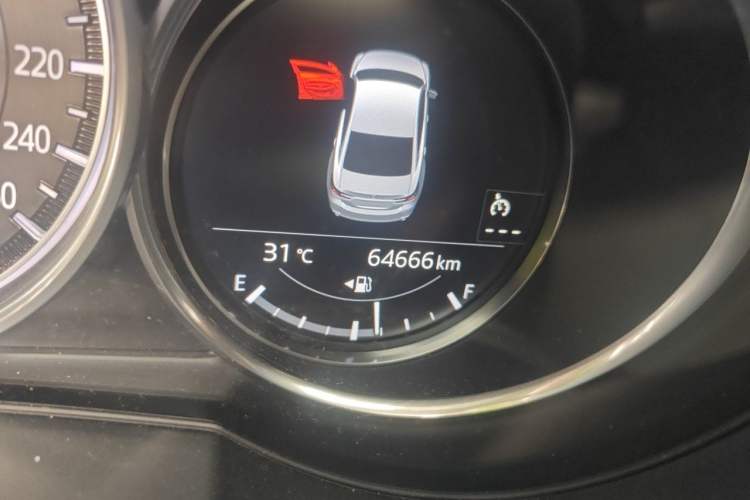 Used Mazda Atenza 2020 2.5L Skyline Sport Edition Odometer Close Up