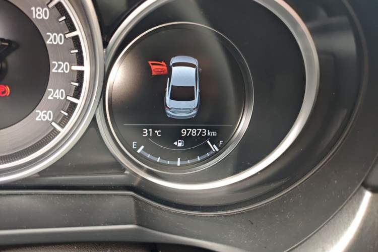 Used Mazda Atenza 2020 2.5L Skyline Sport Edition Odometer Close Up