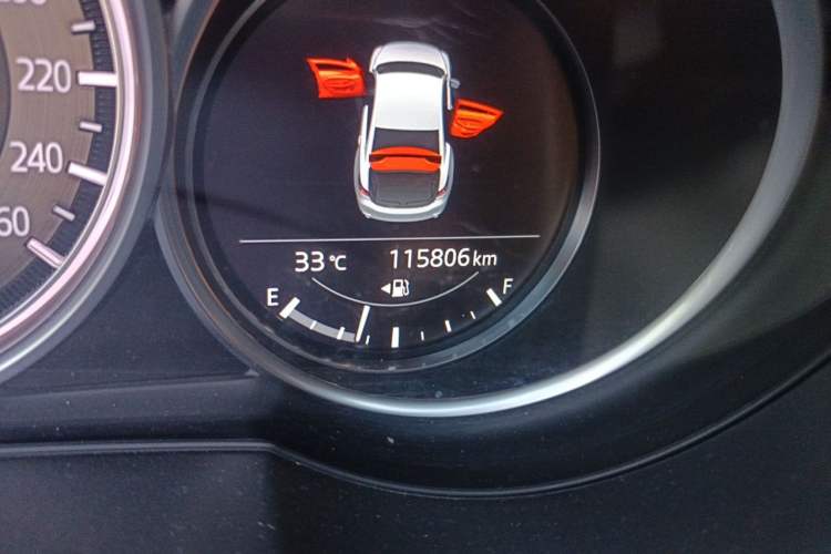 Used Mazda Atenza 2020 2.0L Blue Sky Luxury Edition Odometer Close Up