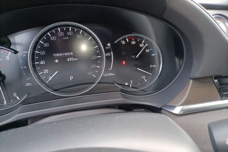 Used Mazda Atenza 2020 2.5L Sky Blue Prestige Edition Odometer Close Up