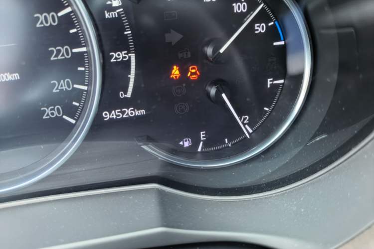 Used Mazda Atenza 2020 2.5L Sky Blue Prestige Edition Odometer Close Up