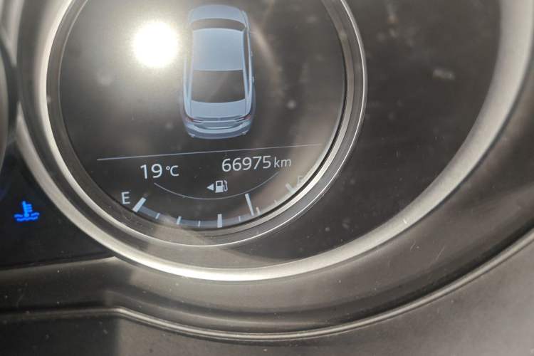 Used Mazda Atenza 2020 2.0L Blue Sky Luxury Edition Odometer Close Up