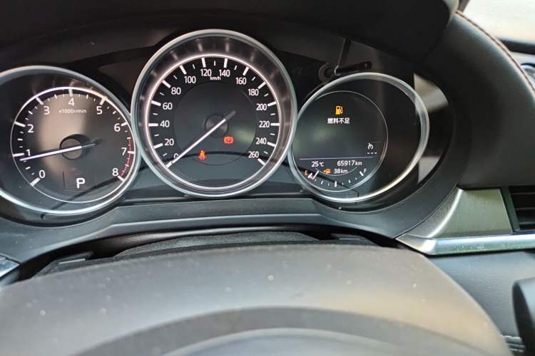 Used Mazda Atenza 2020 2.0L Blue Sky Luxury Edition Odometer Close Up