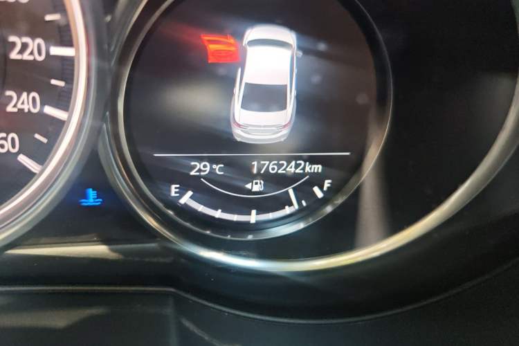 Used Mazda Atenza 2020 2.5L Skyline Sport Edition Odometer Close Up