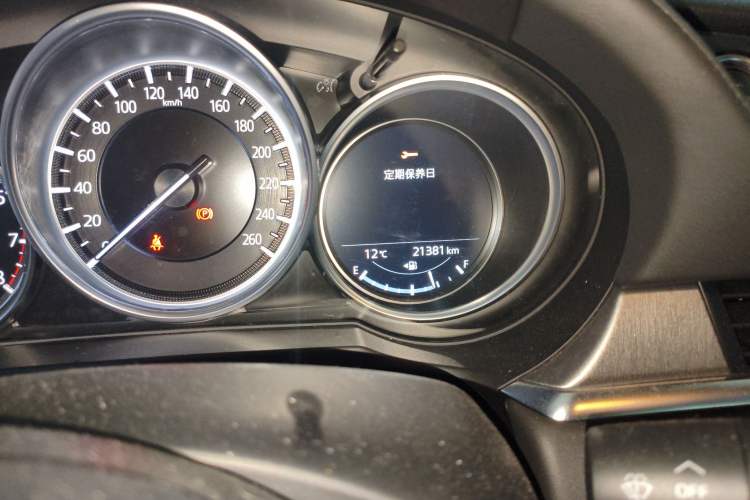 Used Mazda Atenza 2020 2.0L Blue Sky Luxury Edition Odometer Close Up