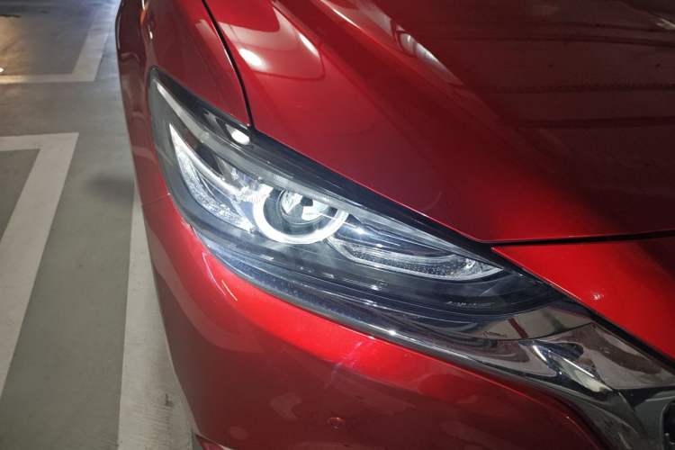 Used Mazda Atenza 2020 2.0L Blue Sky Luxury Edition Right Front Headlight