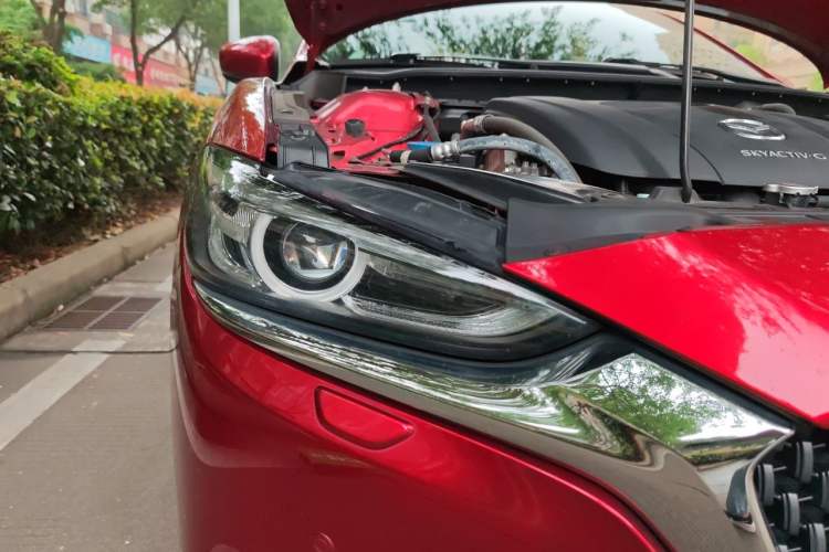Used Mazda Atenza 2020 2.5L Sky Blue Prestige Edition Right Front Headlight